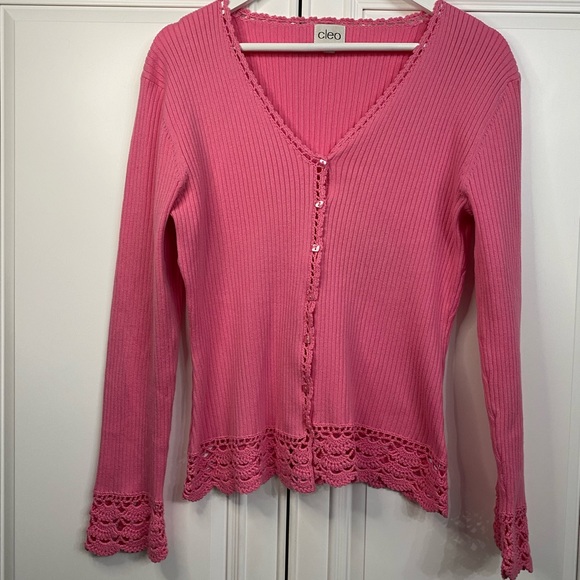 Cleo Women’s Size Large Pink Cardigan V Neck Crochet Hem Cuffs Ribbed - Picture 2 of 12